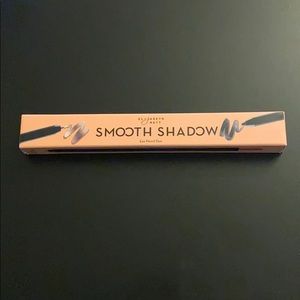 Elizabeth Mott Smooth Shadow pencils